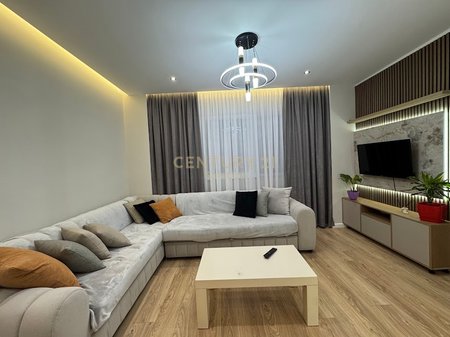 SHESIM APARTAMENT 2+1 PRANE ELEONORES!