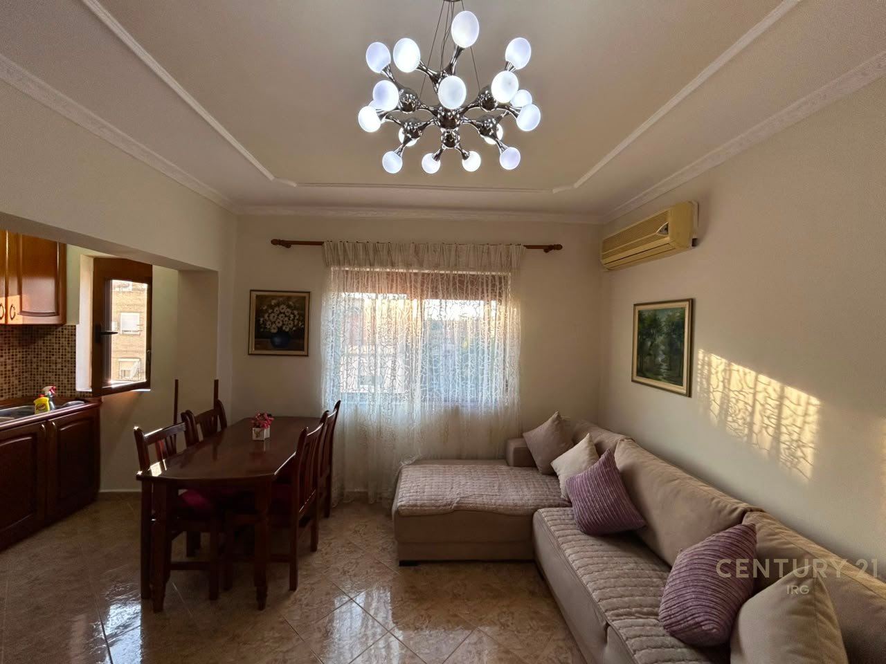 APARTAMENT 1+1 ME QERA.