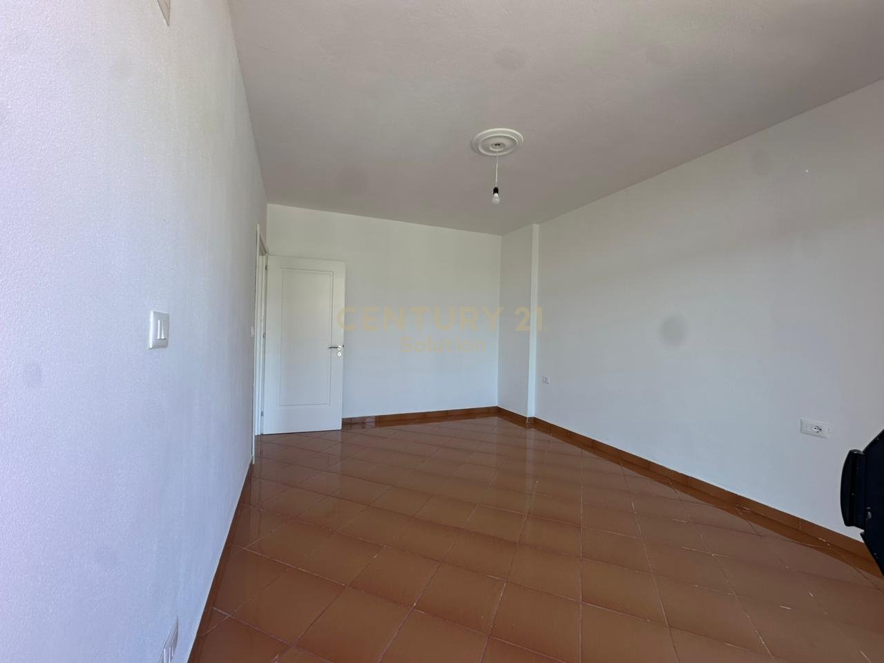 APARTAMENT 1+1 NE SHITJE TEK SHKEMBI I KAVAJES, DURRES