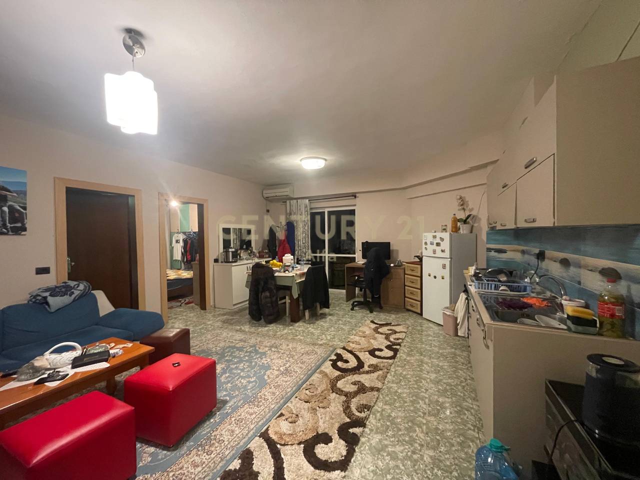 VENDESI, APPARTAMENTO 2+1 CON VERANDA, COMUNE DI PARIGI❗️