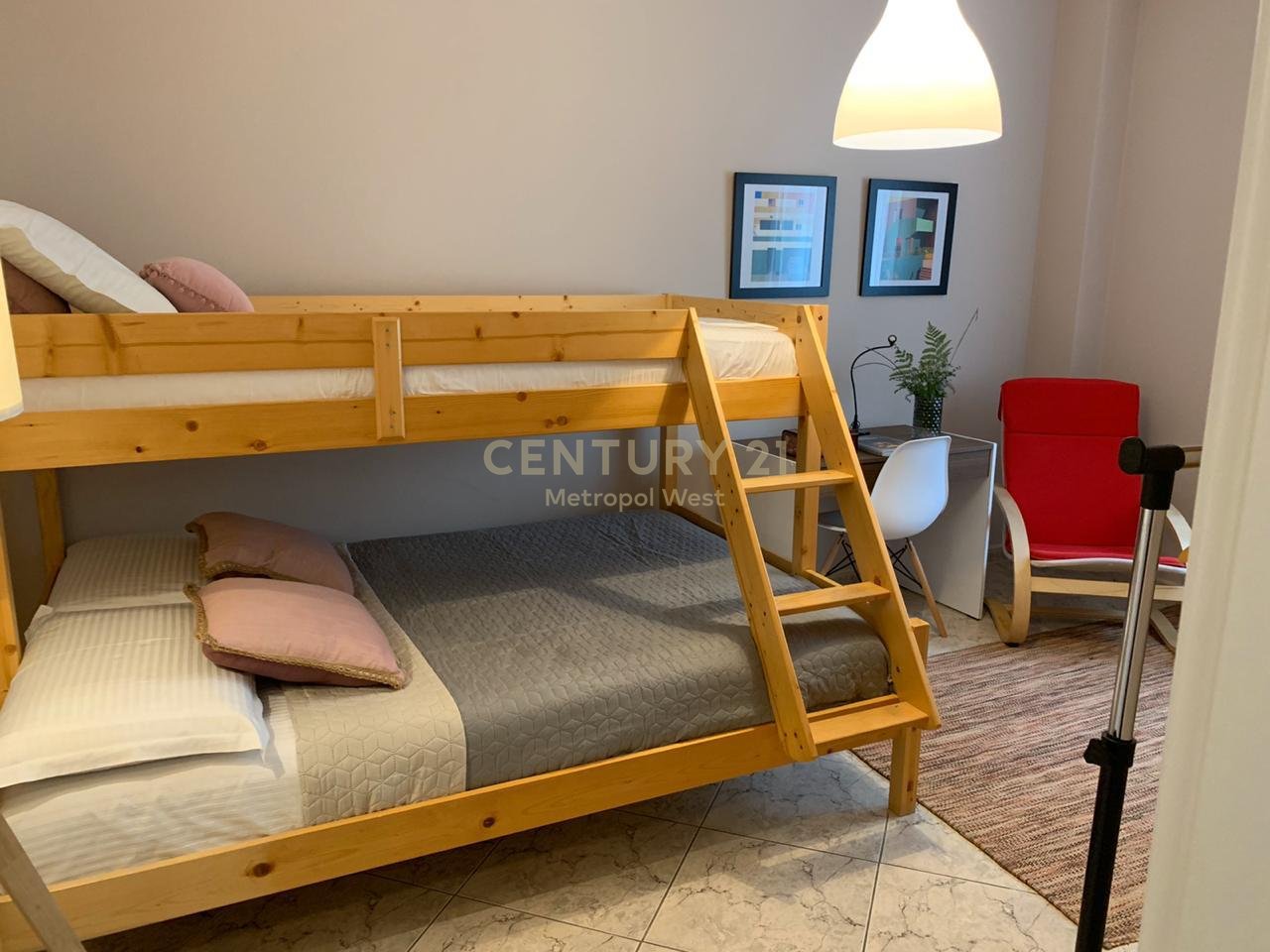 Apartment 2+1 for Rent on Elbasan Street