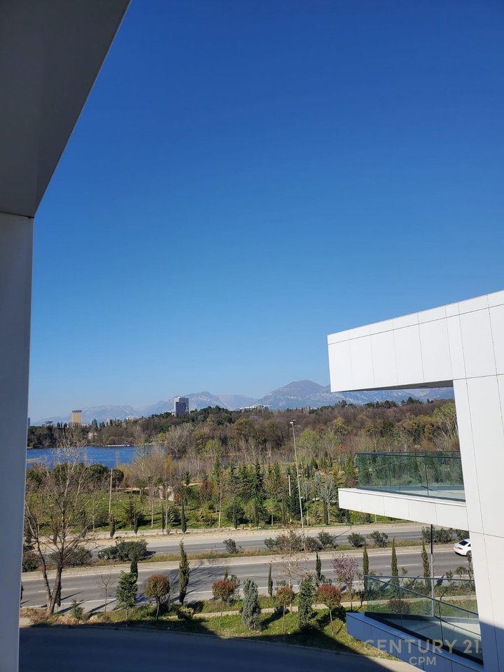 APARTAMENT 1+1 ME POST PARKIMI PER QIRA  PRANE LIQENIT TE TIRANES