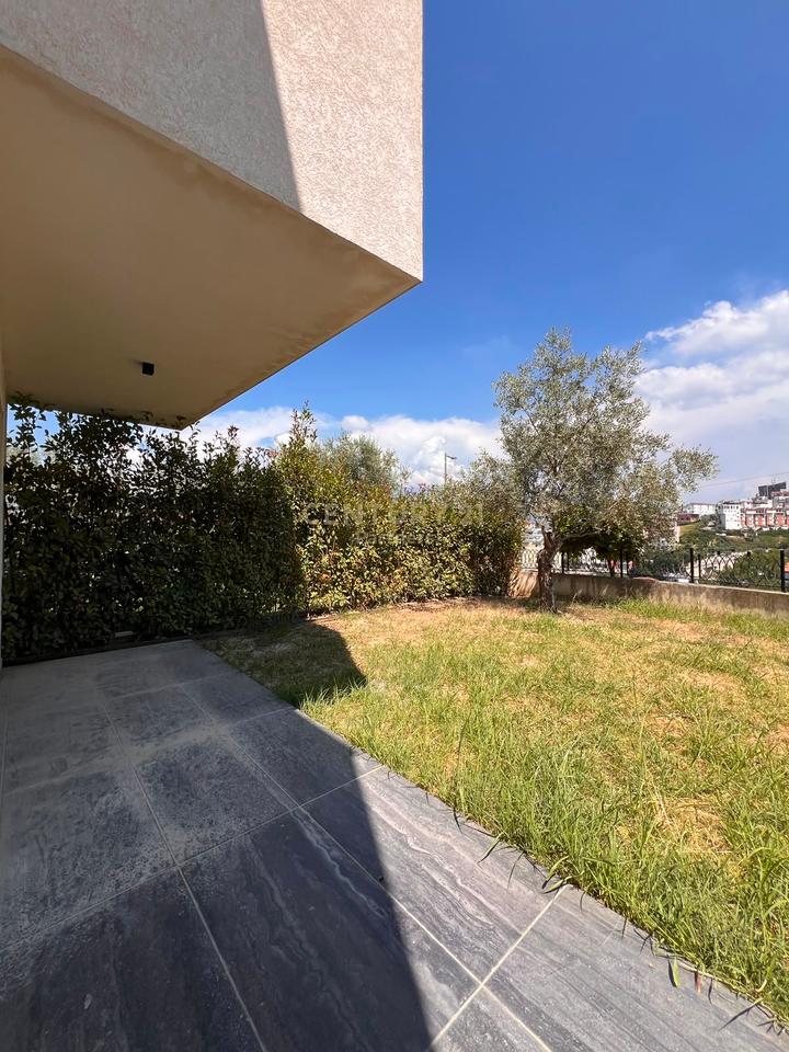 ‼️SHITET VILË 2-KATËSHE NË REZIDENCËN ALEKSANDROS – ME PAMJE PANORAMIKE NGA TIRANA‼️