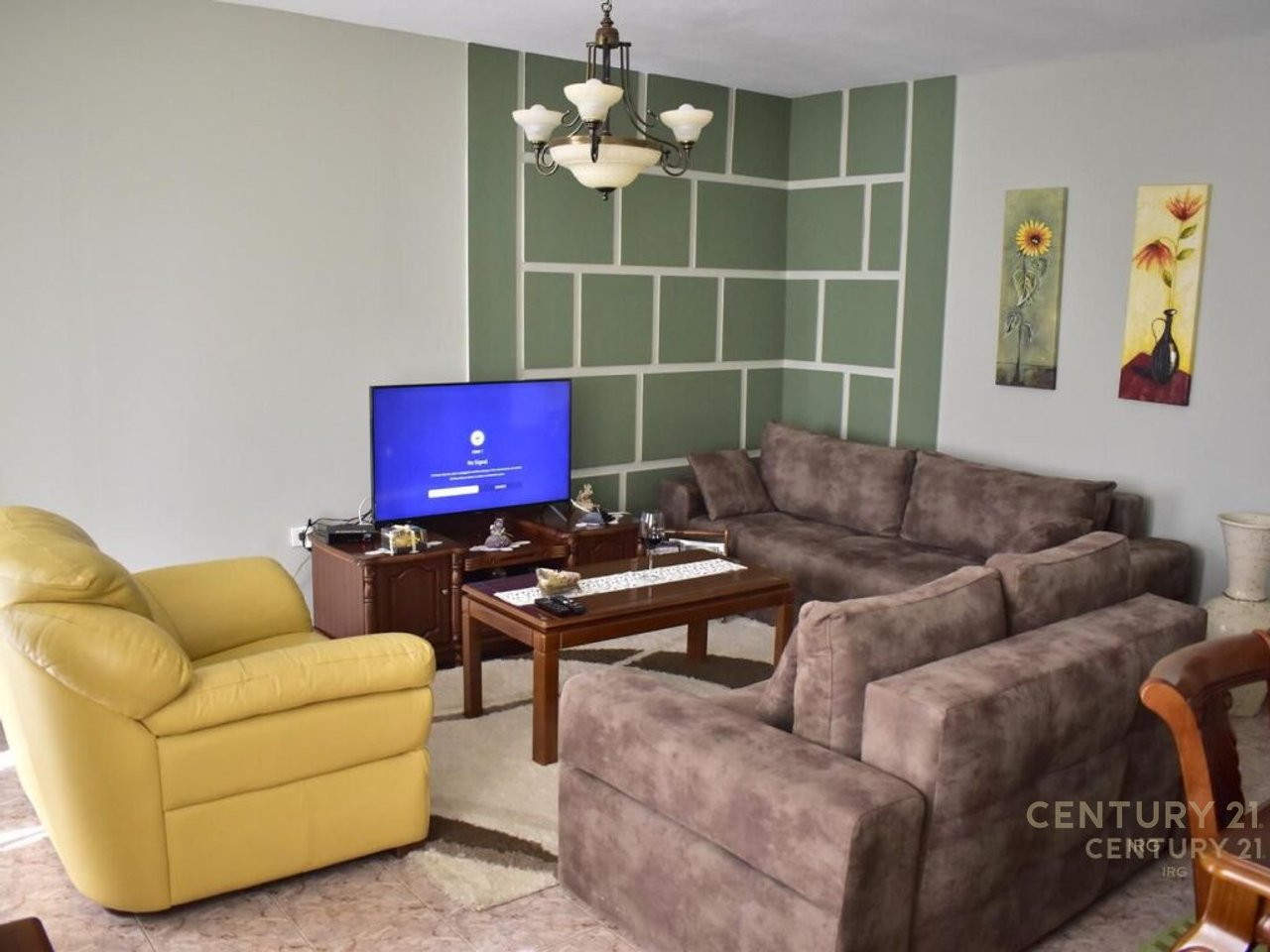 APARTMENT 2+1 FOR RENT, SKËNDERBEJ SQUARE - CENTER.