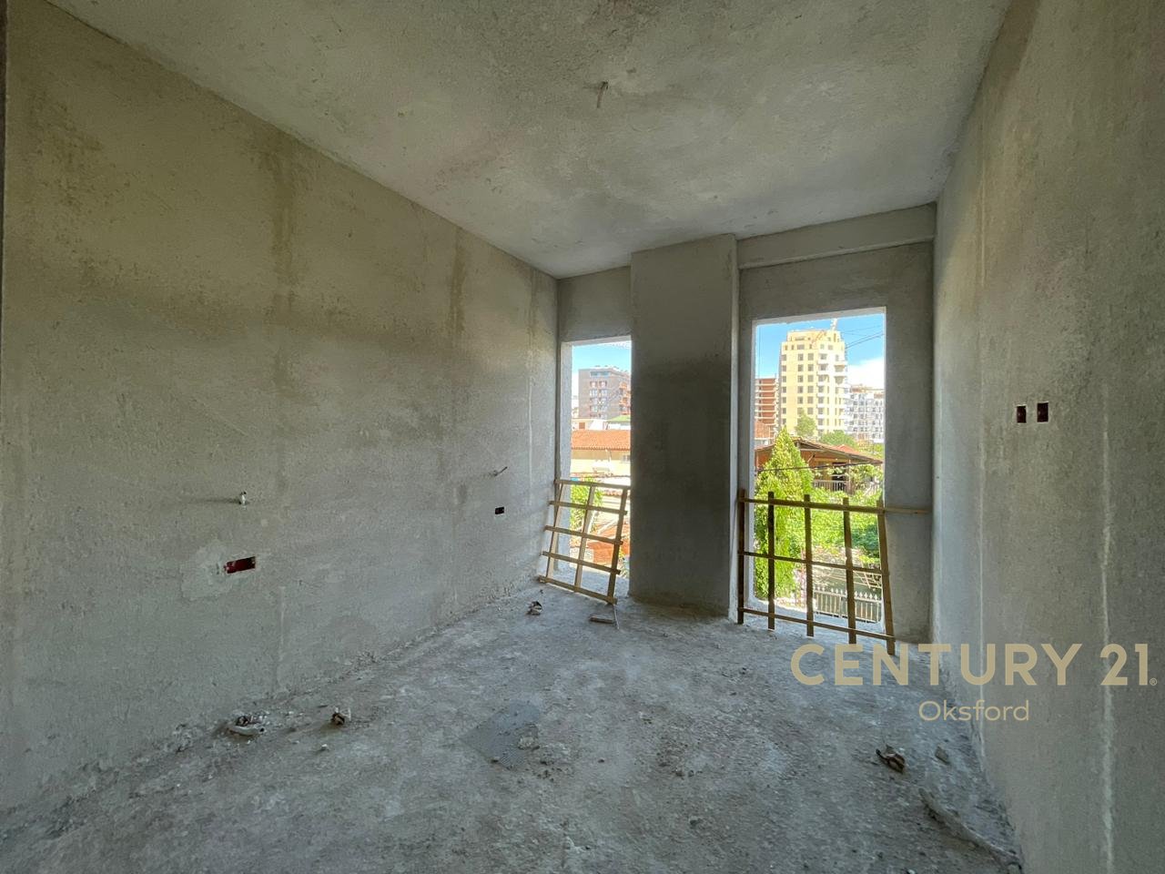 APARTAMENT 1+1, TEK ISH FUSHA E AVIACIONIT PER SHITJE