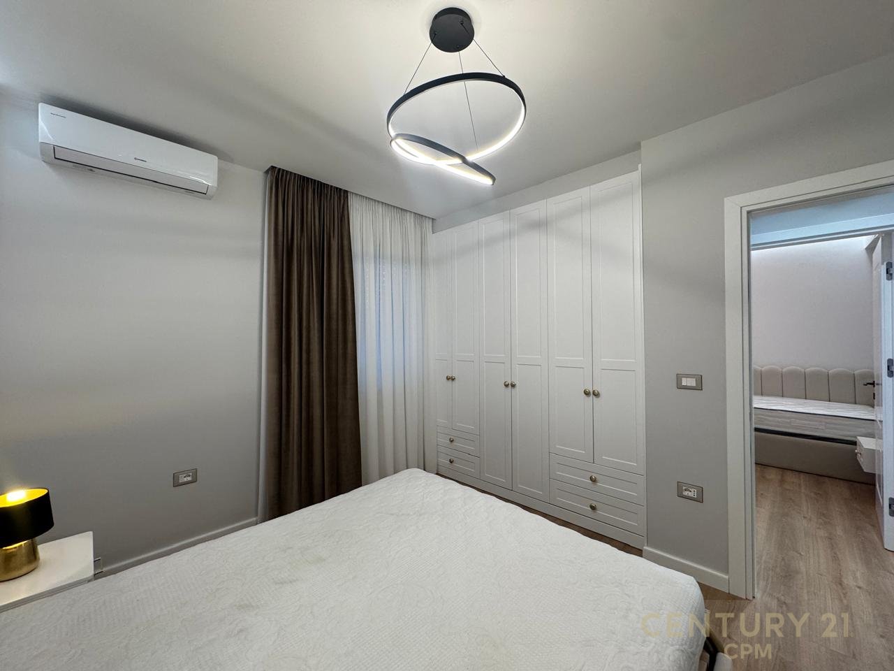 Apartament 2+1 per qira tek Selvia