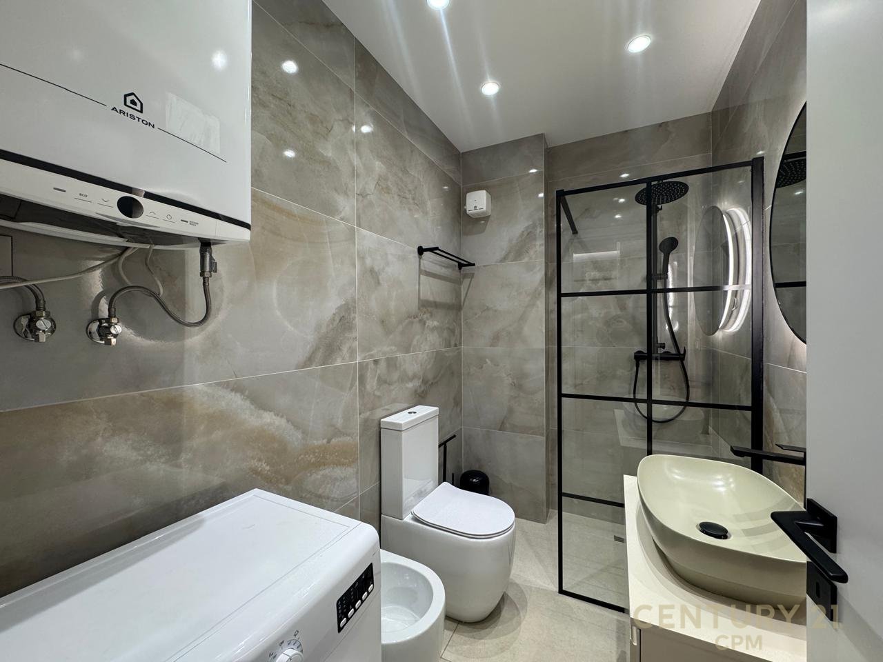 Apartament 2+1 per qira tek Selvia