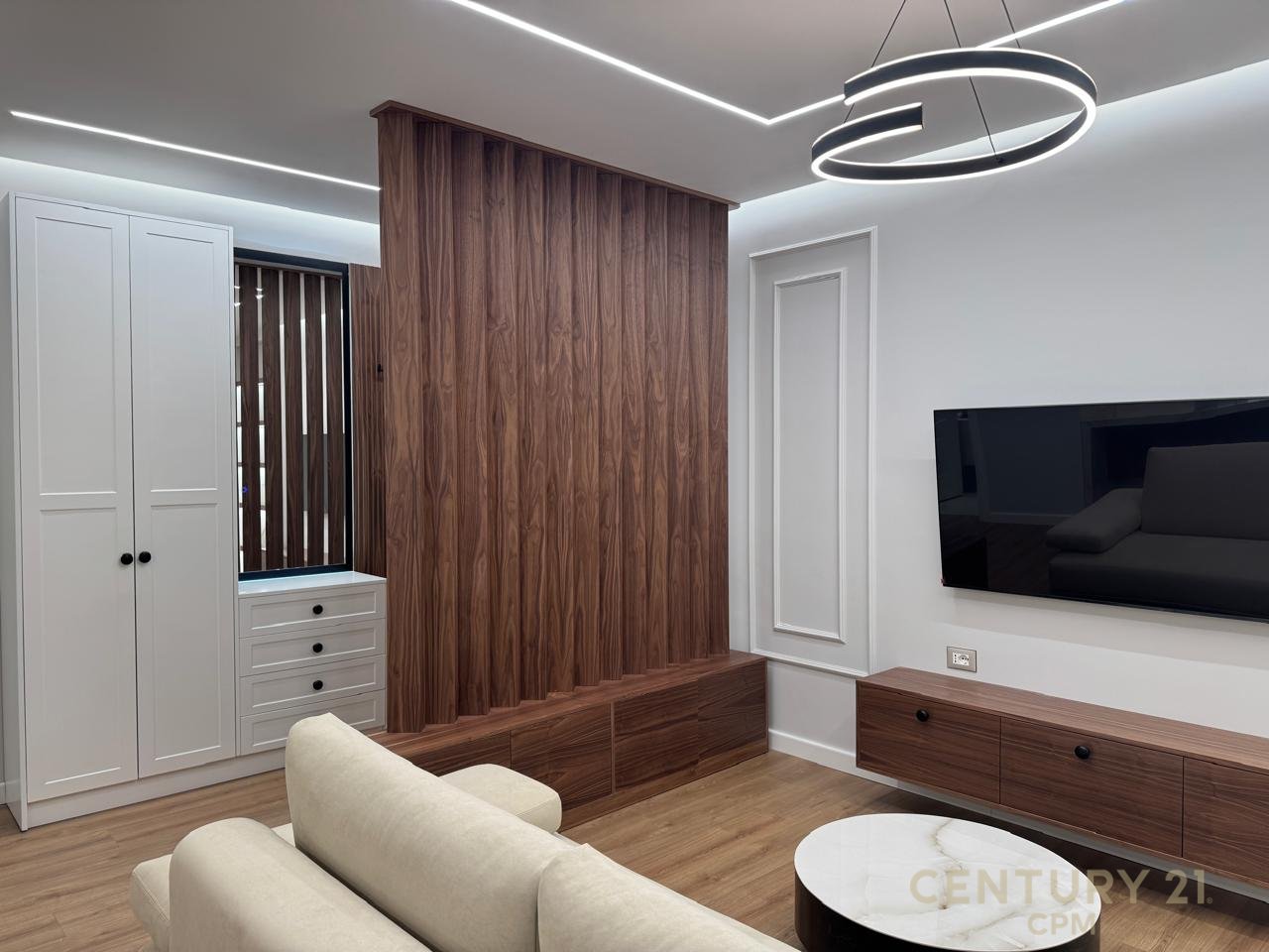 Apartament 2+1 per qira tek Selvia