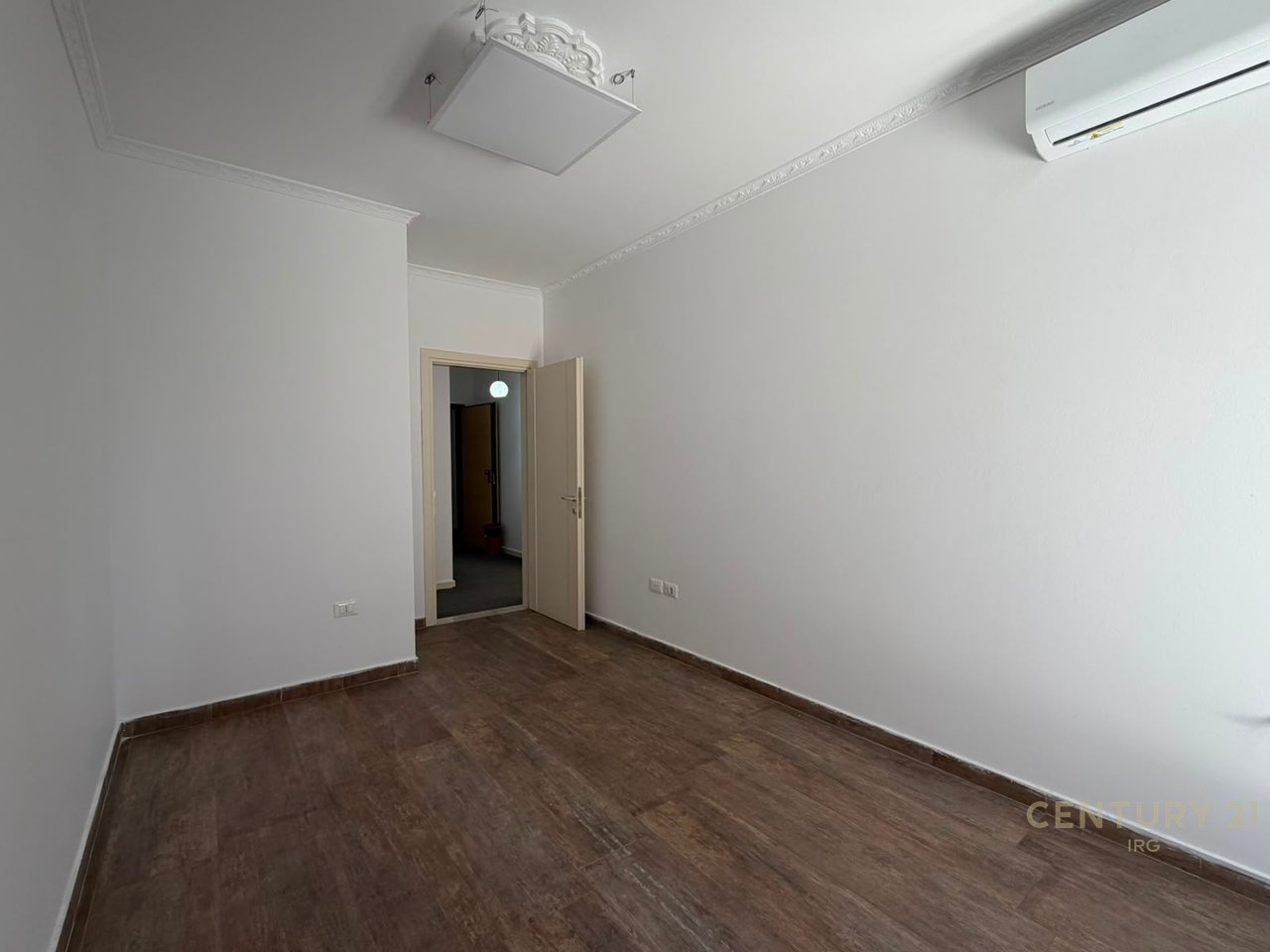 Tek Zona e Selvise jepet Ambient per Zyra!