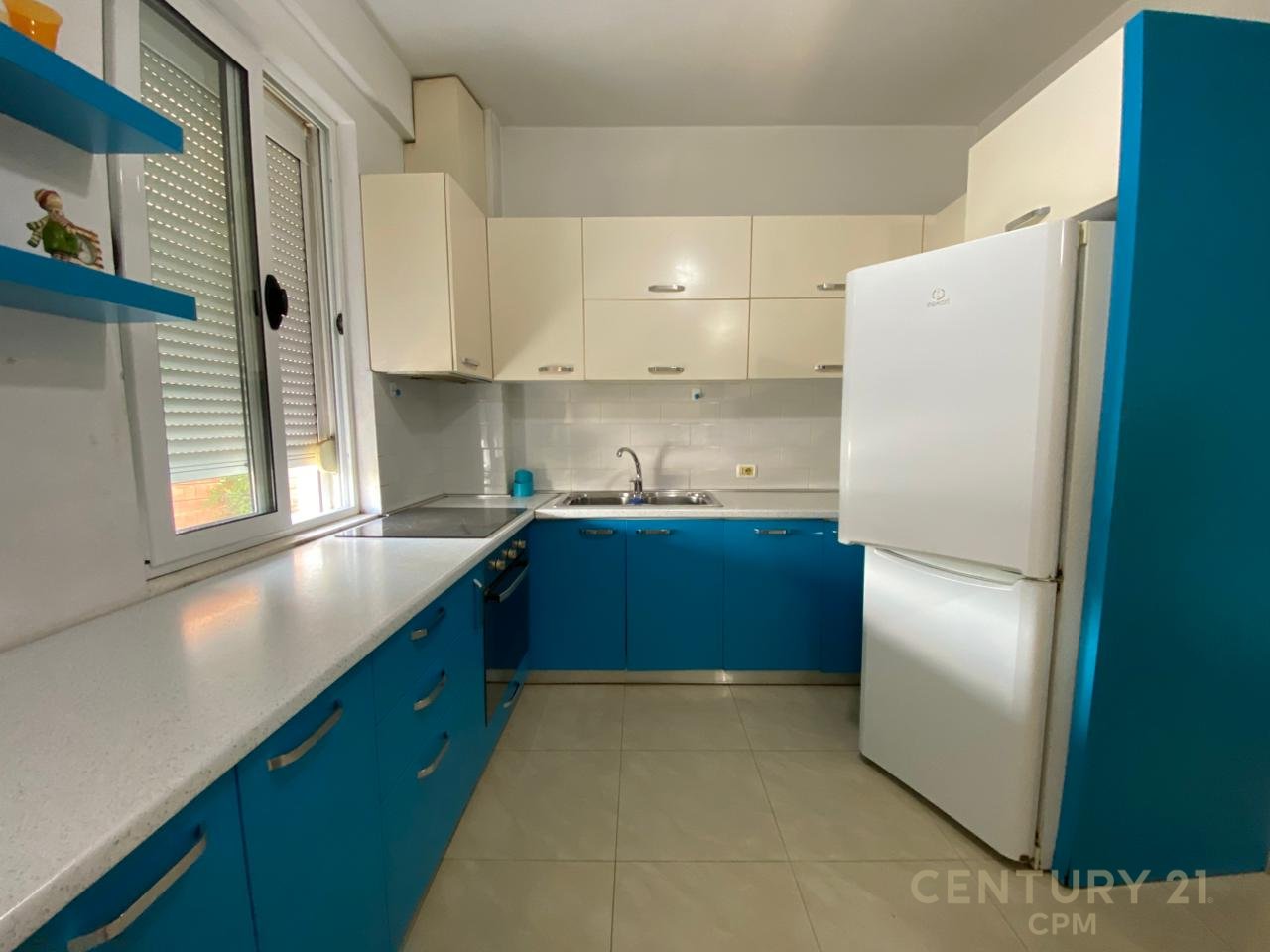 NE ZONEN E 5 MAJIT JAPIM ME QIRA APARTAMENT 2+1 ,RRUGA BESA