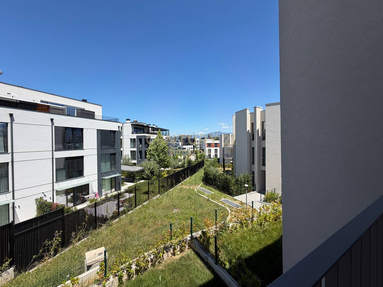 Appartamento 1+1 in affitto a Green Valley, Lago Secco