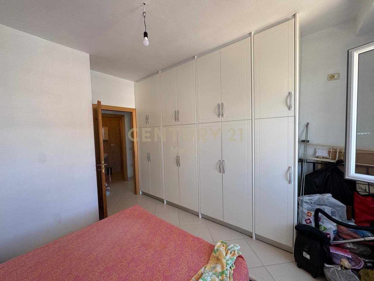 APARTAMENT 2+1+2 PER SHITJE,PRANE KONSULLATES ITALIANE NE LUNGOMARE!