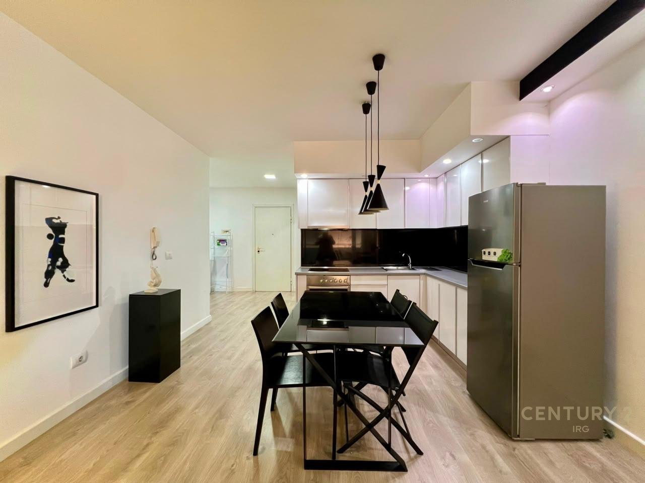 QIRA, APARTAMENT MODERN 1️⃣➕1️⃣, RRUGA KAVAJËS‼️