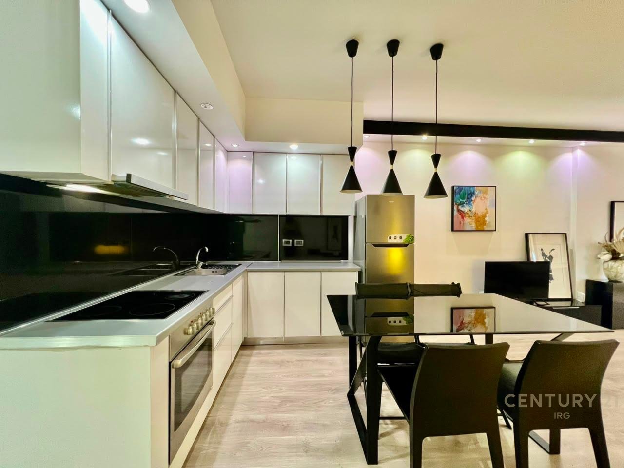 QIRA, APARTAMENT MODERN 1️⃣➕1️⃣, RRUGA KAVAJËS‼️
