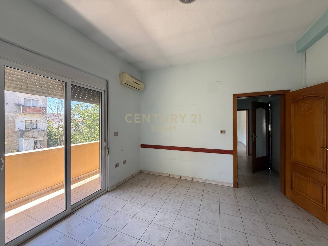AMBIENT ZYRASH FOR RENT ON MINE PEZA STREET!