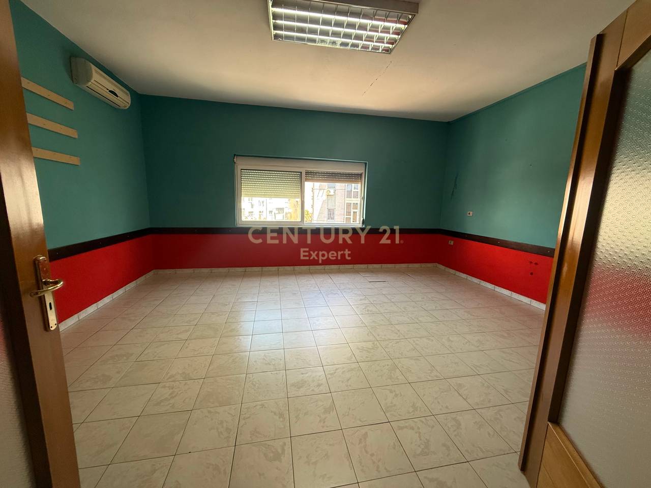 AMBIENT ZYRASH FOR RENT ON MINE PEZA STREET!
