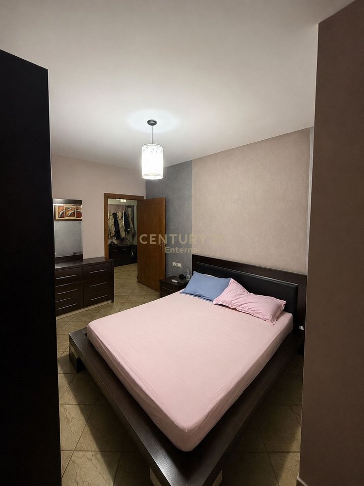 Ish Parku - Jepet 1+1 Modern Me Qera Pas Square 21