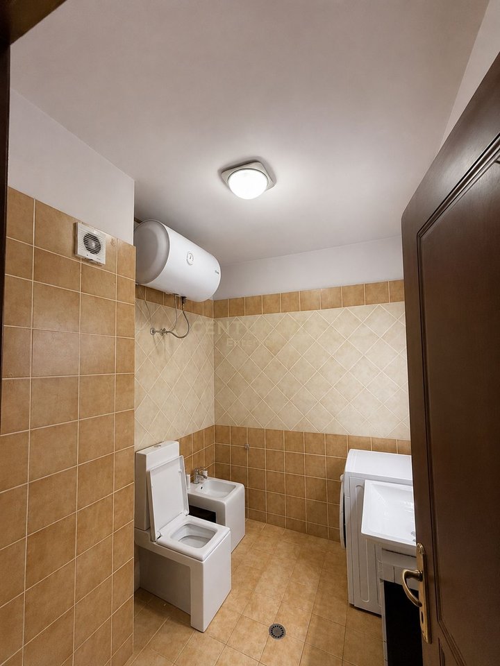Ish Parku - Jepet 1+1 Modern Me Qera Pas Square 21