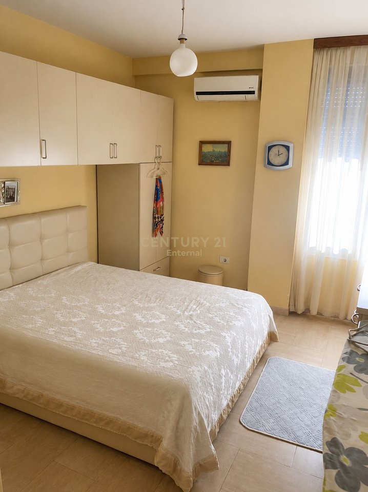 Rruga e Elbasanit - Shitet 3+1+2 + Post Parkimi 320,000€ | 125 m²