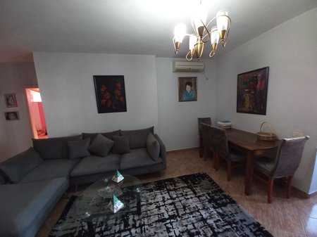 Apartament 2+1 Me Qira në Laprakë, Tiranë