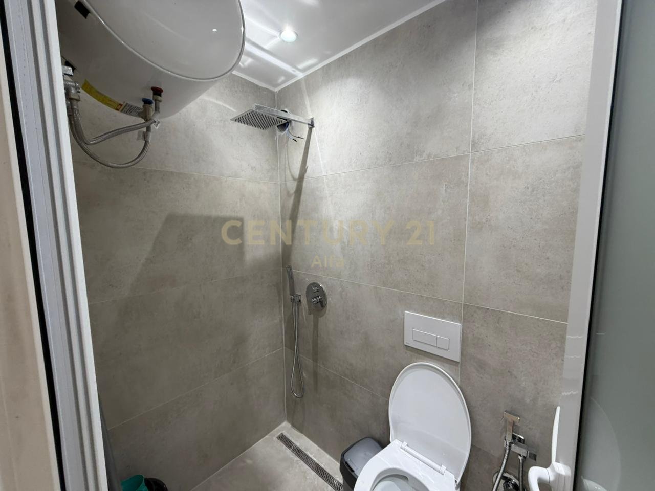 AFFITTO, AMBIENTE 30 m² PIANO 0, VICINO ALLA VIA KOSOVARËVE‼️