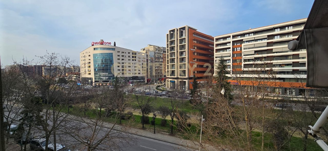 IN VENDITA APPARTAMENTO 3+1 DI FRONTE A DELIJORGJI + 2 POSTI AUTO