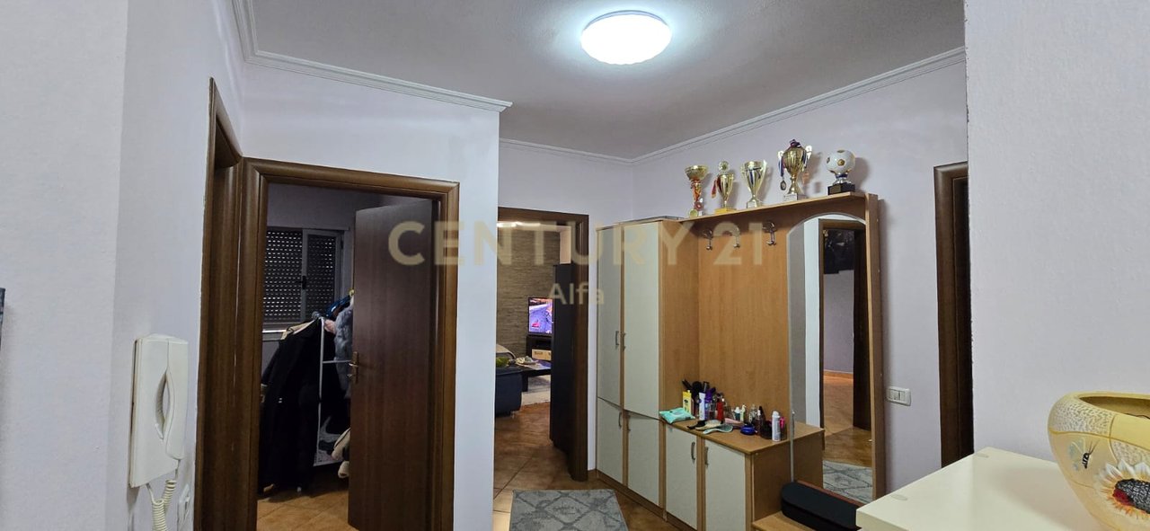 IN VENDITA APPARTAMENTO 3+1 DI FRONTE A DELIJORGJI + 2 POSTI AUTO