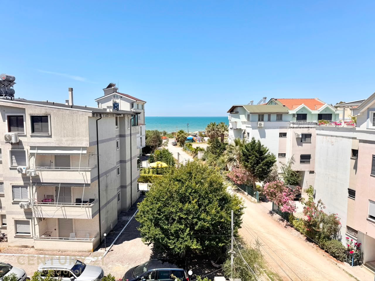 GOLEM, VENDESI APPARTAMENTO 2+1 CON VERANDA + PARCHEGGIO !