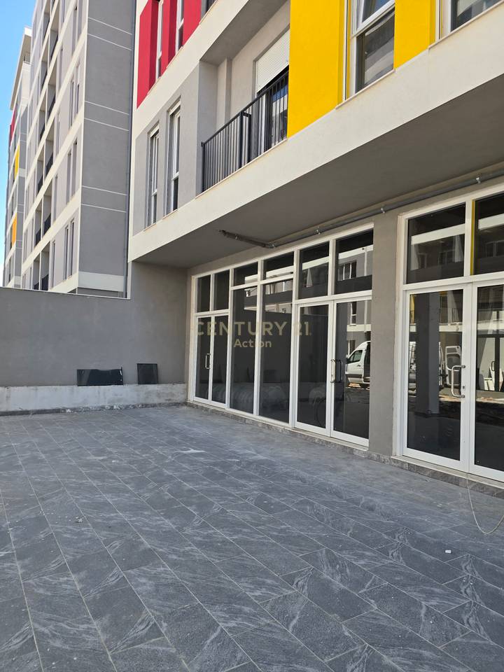 FOR RENT SERVICE UNIT, UNIVERS CITY-QTU!