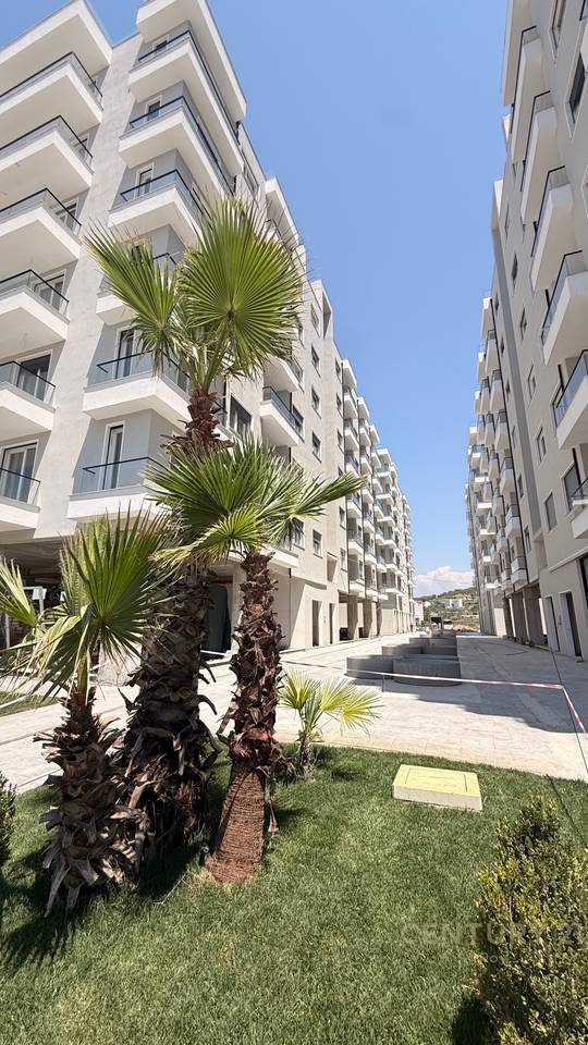 Commercial premises for sale, new construction, Golem!
