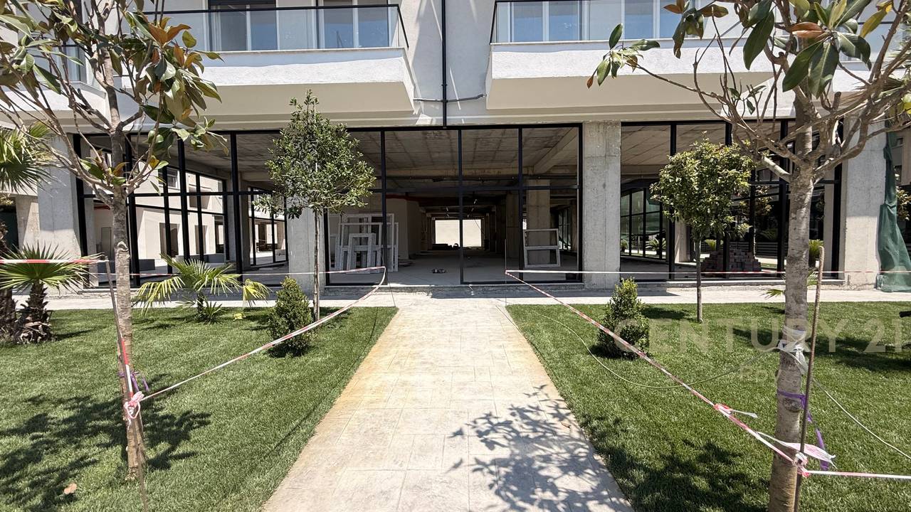 Commercial premises for sale, new construction, Golem!