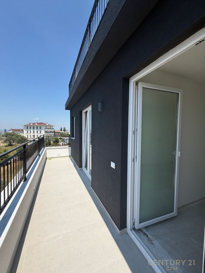 Apartment 3+1+ 2 Parking Spaces for Sale, With Mortgage at Lake Farka!