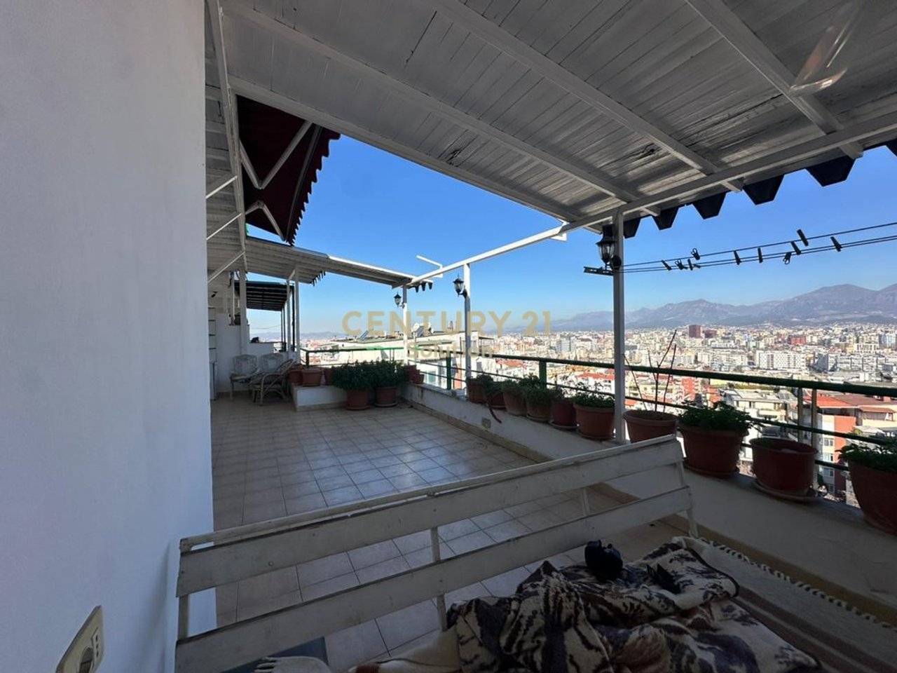 DUPLEX PER SHITJE TEK KODRA E DIELLIT 1 !