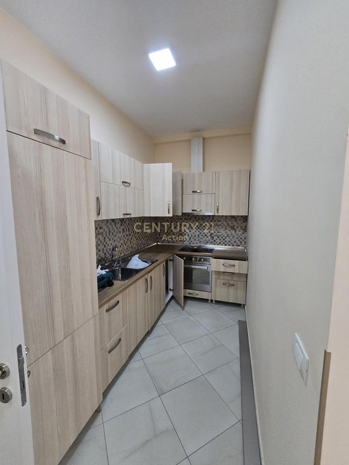 Shitet Apartament 1+1 me Hipotekë – te Kodra Diellit