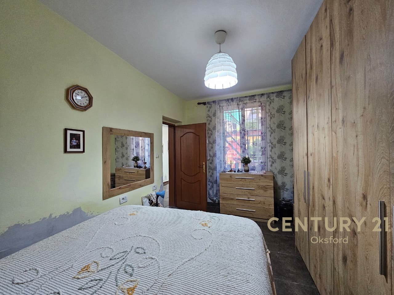 VENDESI PRIVATO CON CORTILE IN VENDITA A ALI DEM