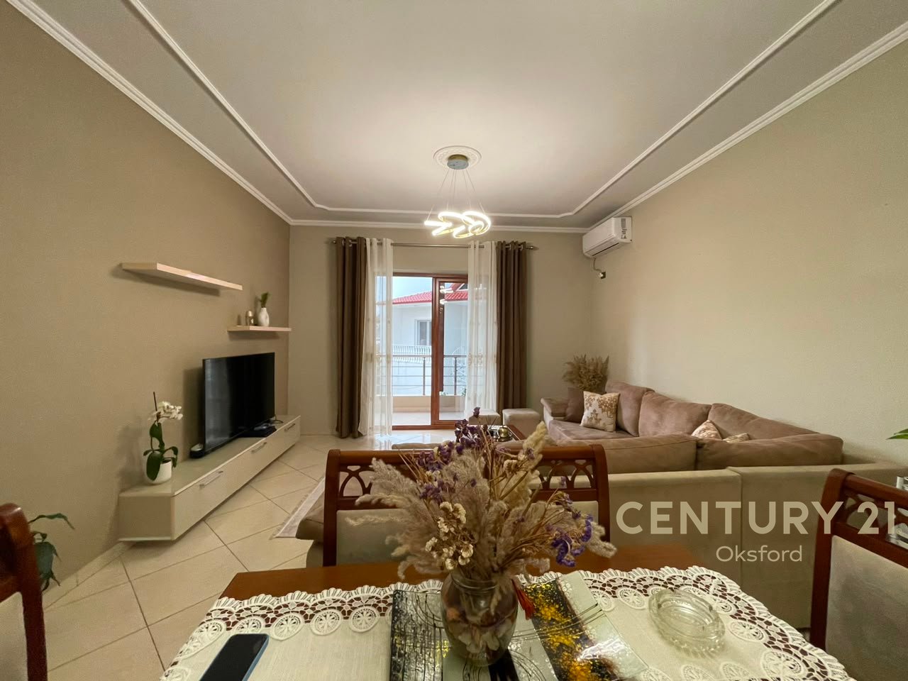 FOR RENT 2+1 APARTMENT WITH PARKING SPACE NEAR SAUK ROUNDABOUT