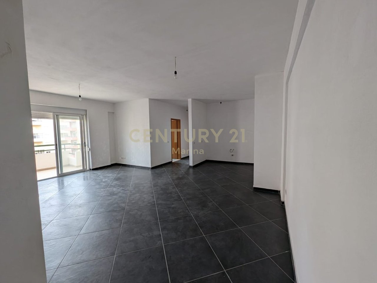 APARTMENT 2+1+2 FOR SALE, NEAR JUMBO ("Gjergj Arjaniti" Street)