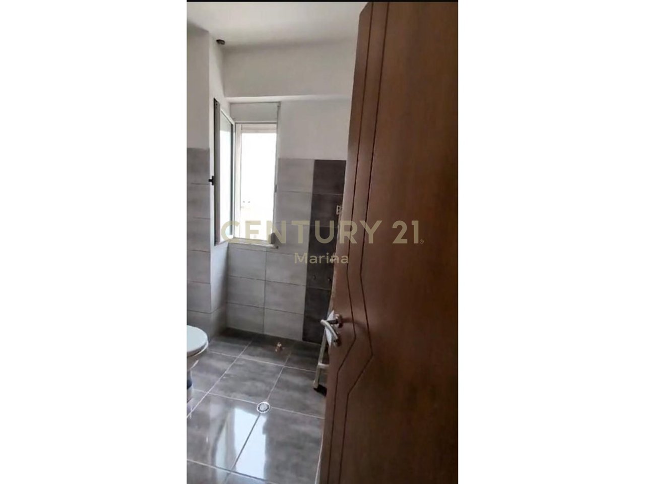 APARTMENT 2+1+2 FOR SALE, NEAR JUMBO ("Gjergj Arjaniti" Street)