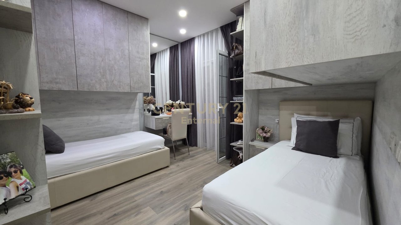 Apartament 2+1+2 Per Shitje ne Vlore