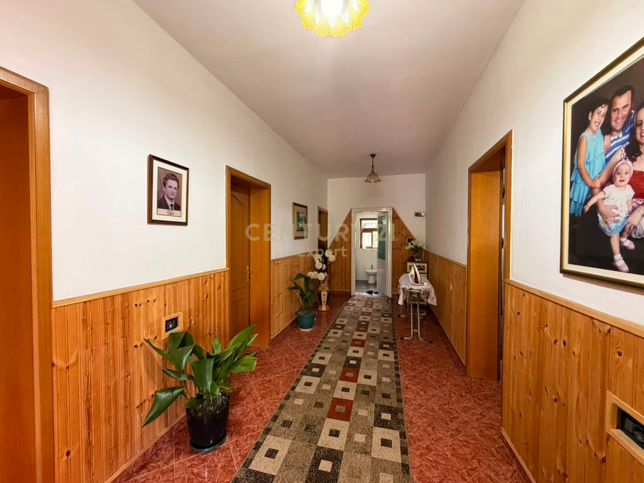 VENDIAMO TERRENO CON VILLA DI 1 PIANO A DON BOSKO!!