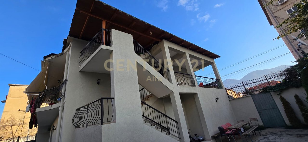 For rent the 2nd floor of a villa | Allias!
