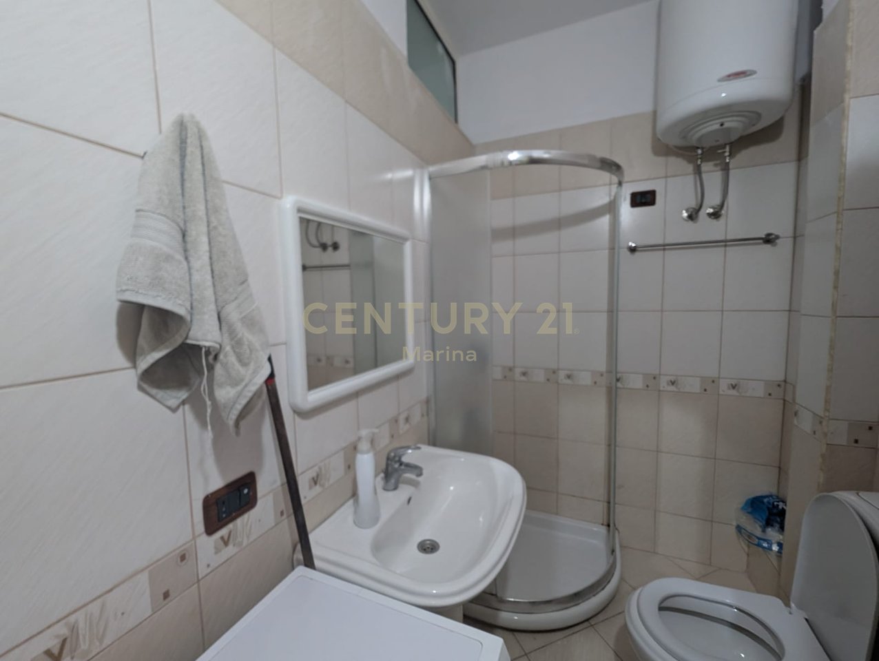 APARTAMET 1+1 ME PAMJE NE DET,NE LUNGOMARE!