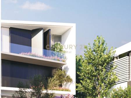 Shitje | Vilë Premium | Farkë, Tiranë | Arkitekturë Moderne & Privatësi Absolute