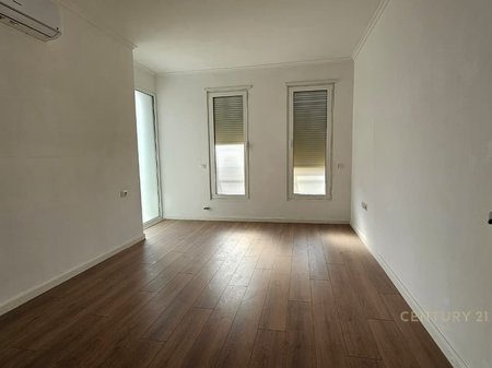 Super Appartamento 3+1+2 in Vendita vicino a Fiore Di Bosko!