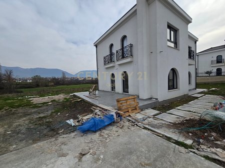 VILE INDIVIDUALE MODERNE PER SHITJE NE MJULL BATHORE!