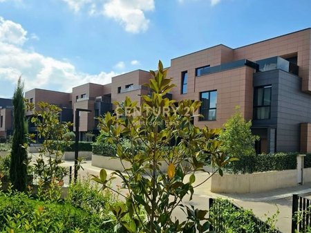 Vilë luksoze Smart Home për shitje në Luminor Residence – pranë TEG