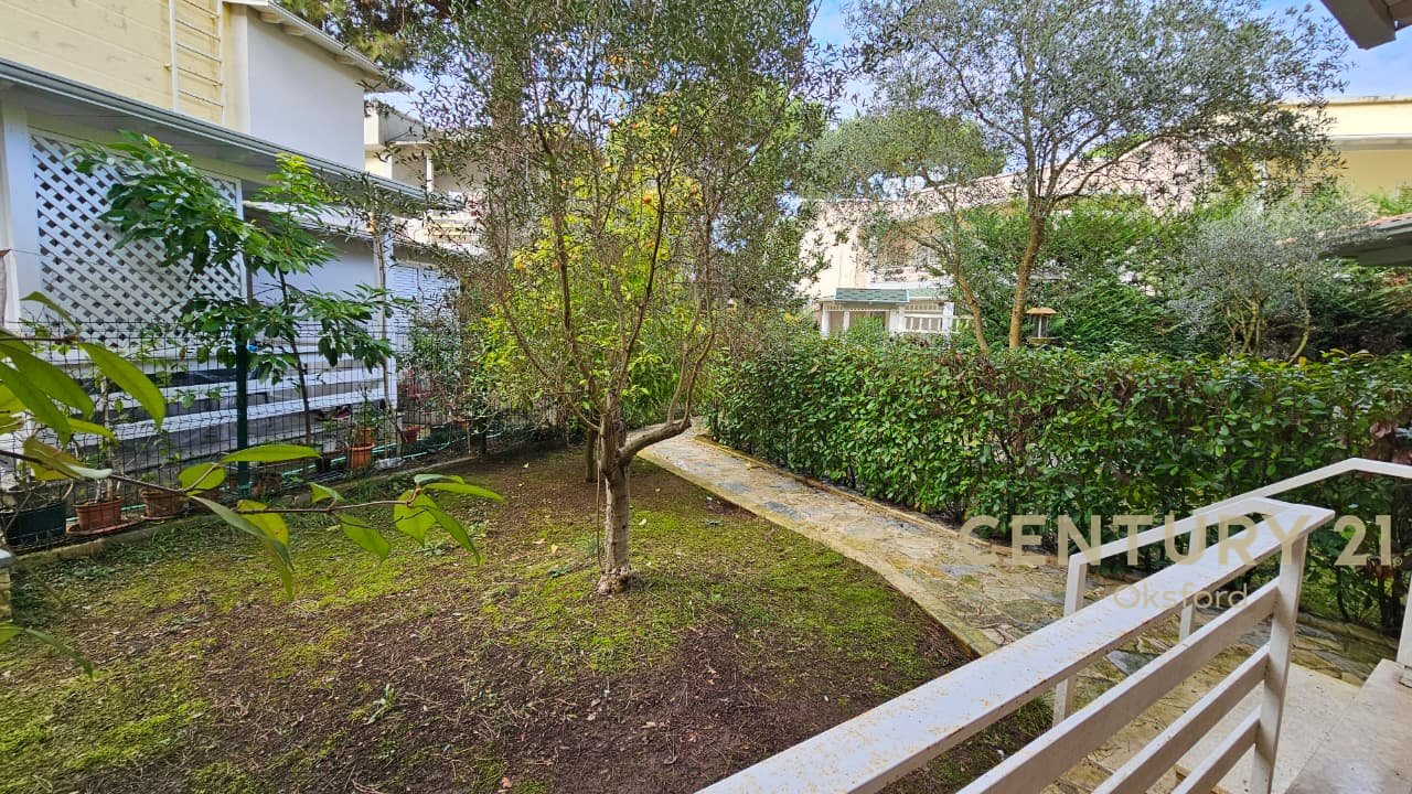 APARTAMENT DUPLEX 2+1+2+OBORR PËR SHITJE, TEK KOMPLEKSI 'LURA 1' NË GJIRIN E LALZIT