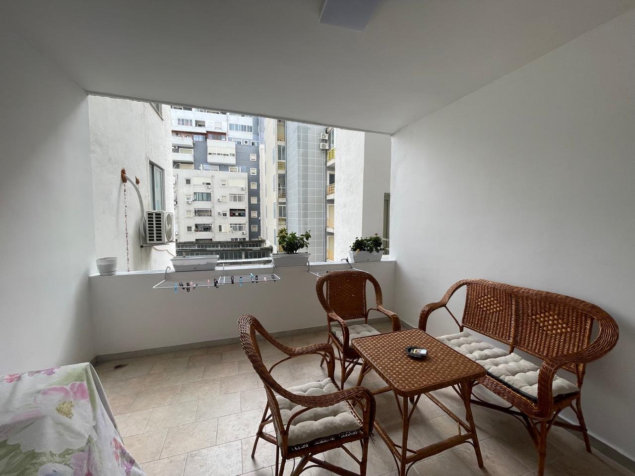 APARTAMENT I TIPOLOGJISE 2+1 PER QIRA - LAGJA 17 - DURRES!