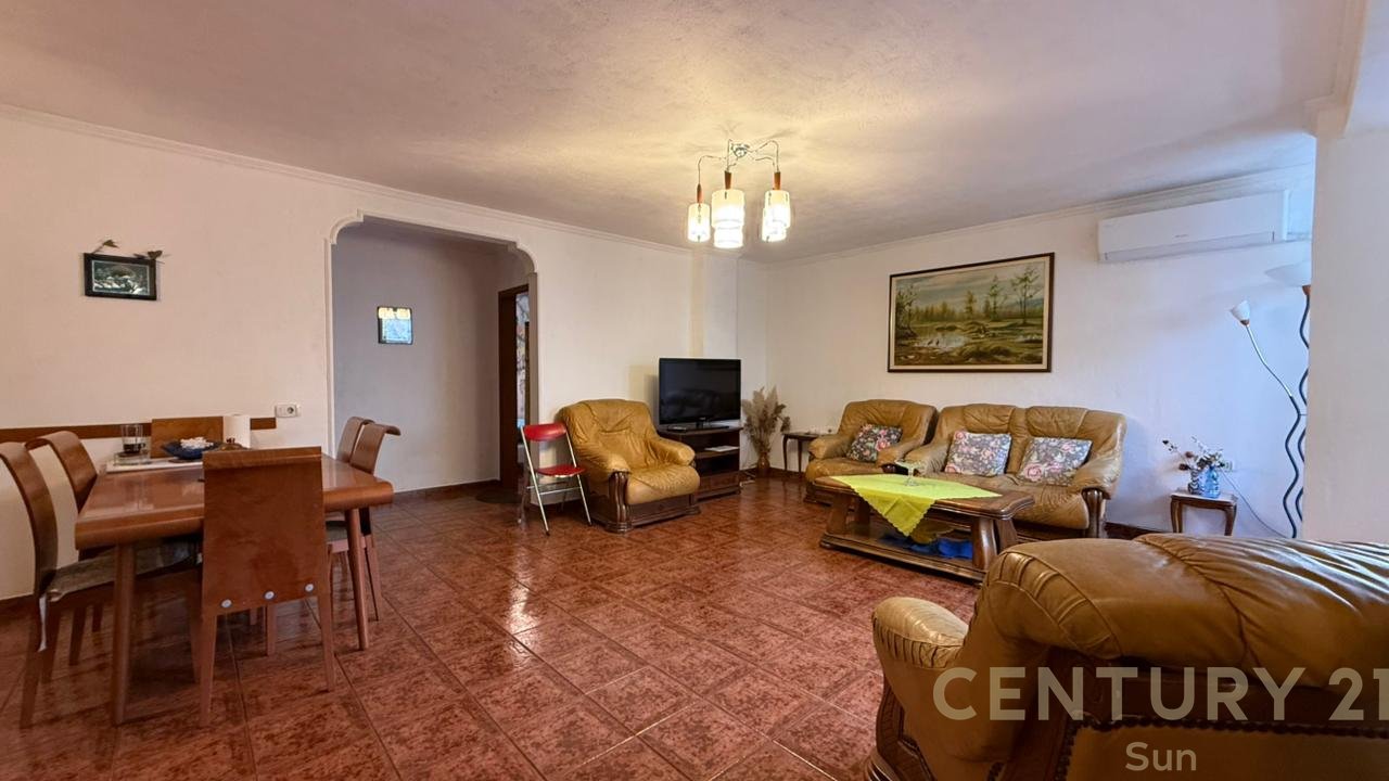 NEW BUILDING, SELLING 2+1 APARTMENT!