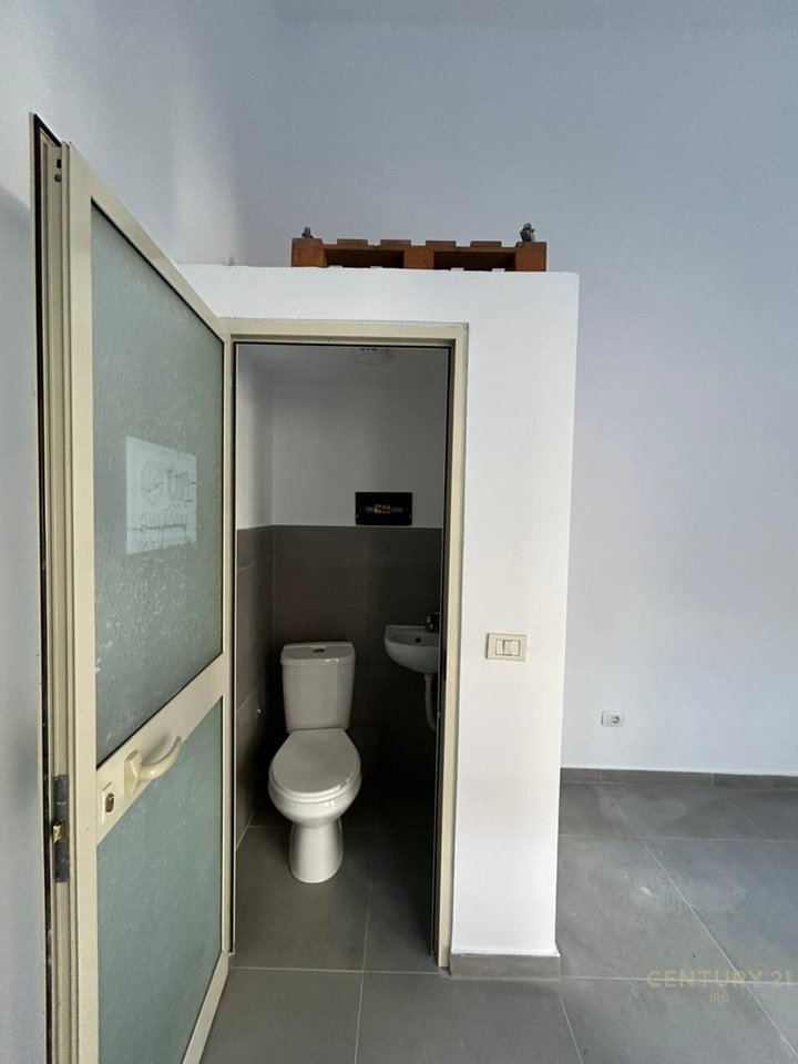 RENTAL SHOP NEAR MYSLYM SHYRIT.